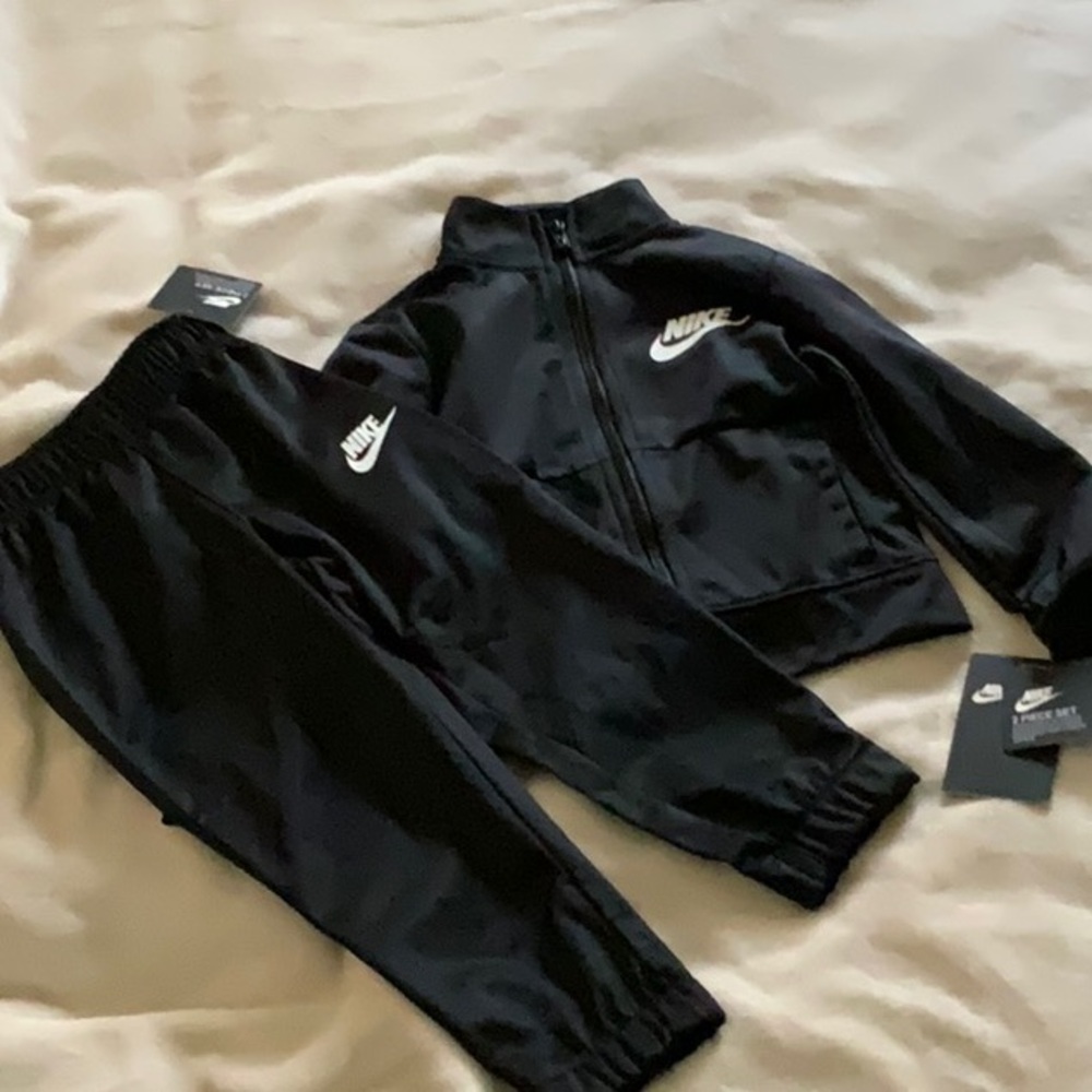 Nike Boy’s 2 Piece Set